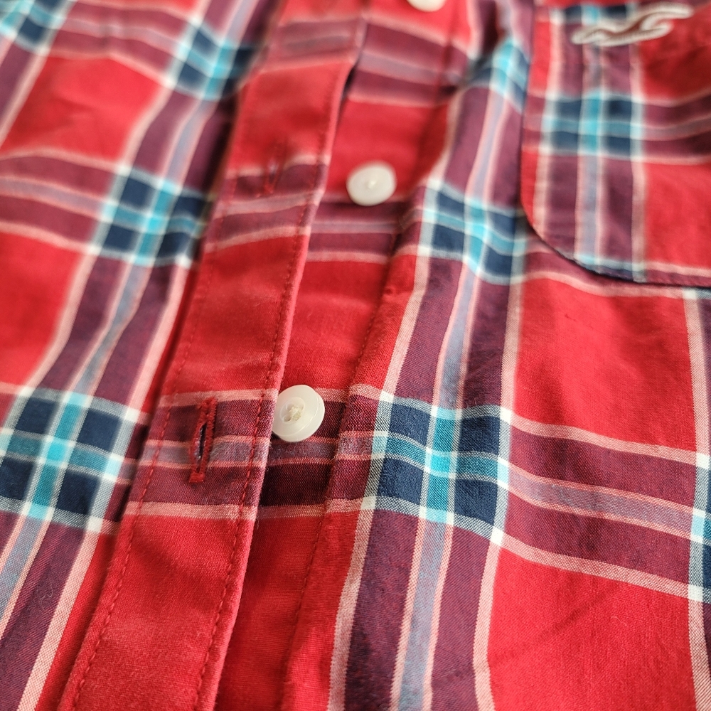 Hollister Plaid Button-up Shirt - size S - Picture 3 of 10